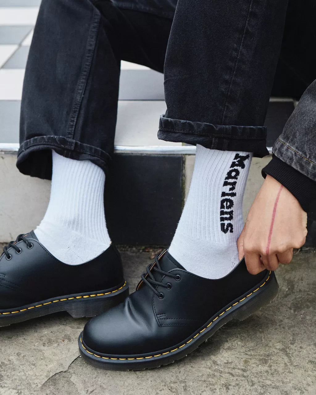 Vertical Logo Cotton Blend Socks Black