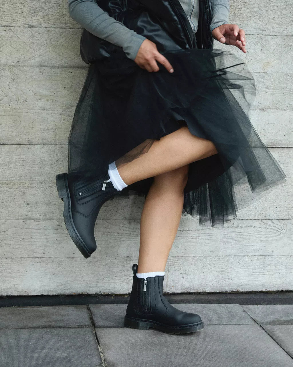 2976 Alyson DM's Wintergrip Chelsea Boots