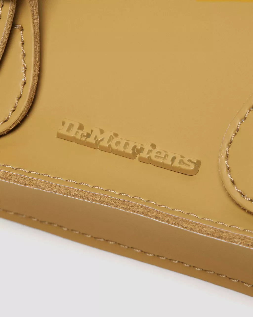DR MARTENS 7 Inch Smooth Leather Satchel