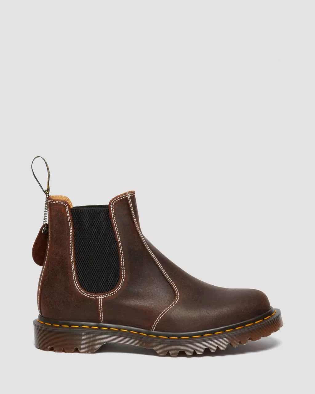2976 Wax Commander Leather Chelsea Boots
