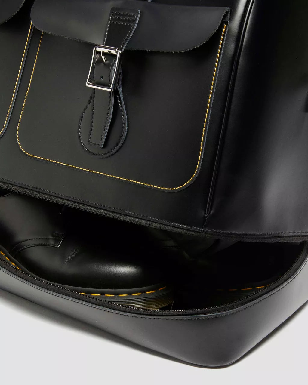DR MARTENS Smooth Leather Weekender Bag