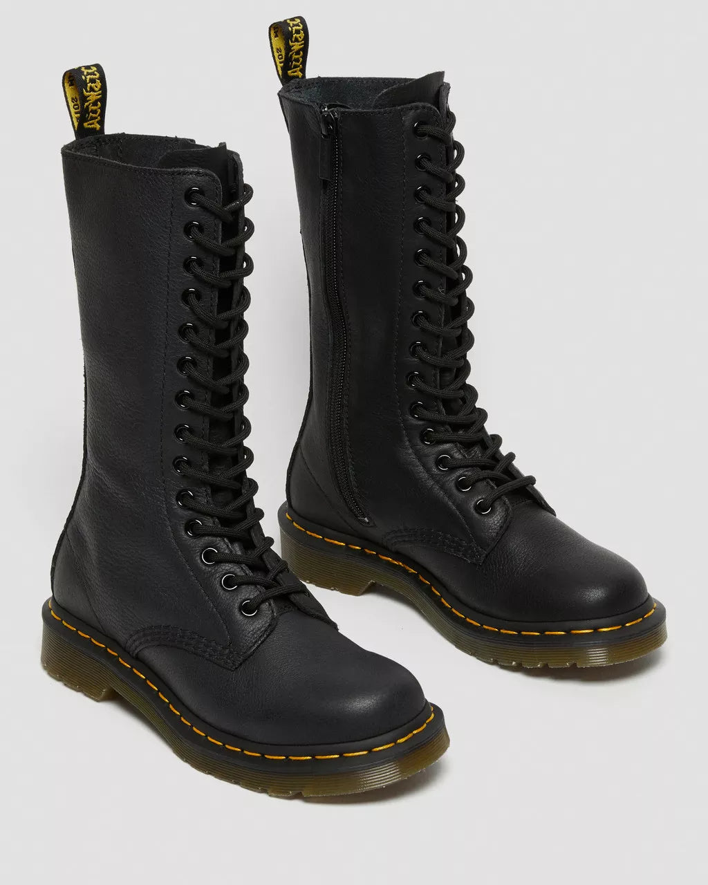 DR MARTENS 1B99 Virginia Leather High Boots